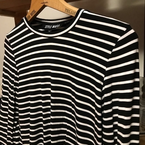 Style Mafia Black White Stripe Poppy Bell Sleeve Shirt Medium - Picture 9 of 12